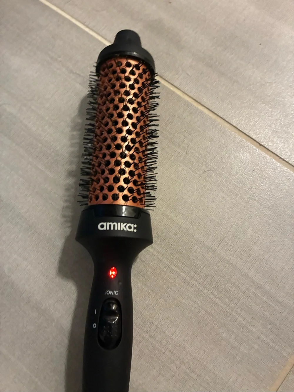 amika® blowout babe Copper Round Styling Brush - Black Handle